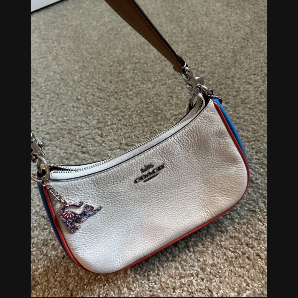 Coach shoulder bag